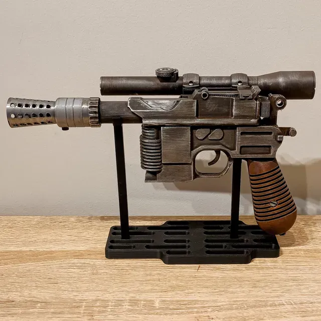 Star Wars Hero DL-44 ANH Blaster-Moving Trigger — Image 10 of 16