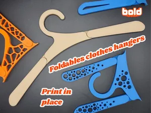 Foldable clothes hanger