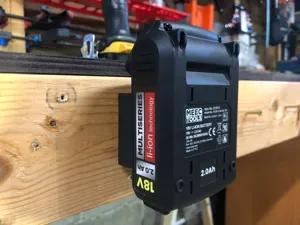 Meec Tools 18V Battery Wall Mount