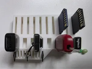 4-in-1 SD Card & USB Holder