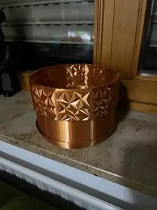 Planter Pot, with Drainage HolesDrip 