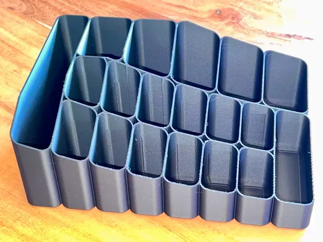 Desktop organizer for pens, cables and USB sticks — Фото 6 из 13