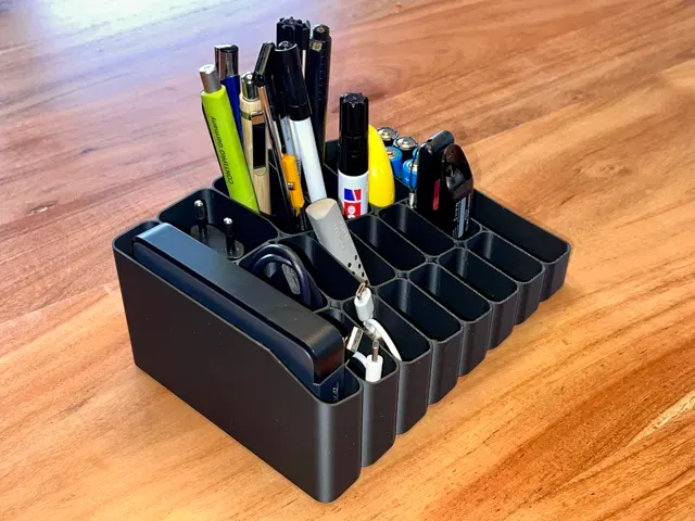 Desktop organizer for pens, cables and USB sticks — Фото 3 из 13
