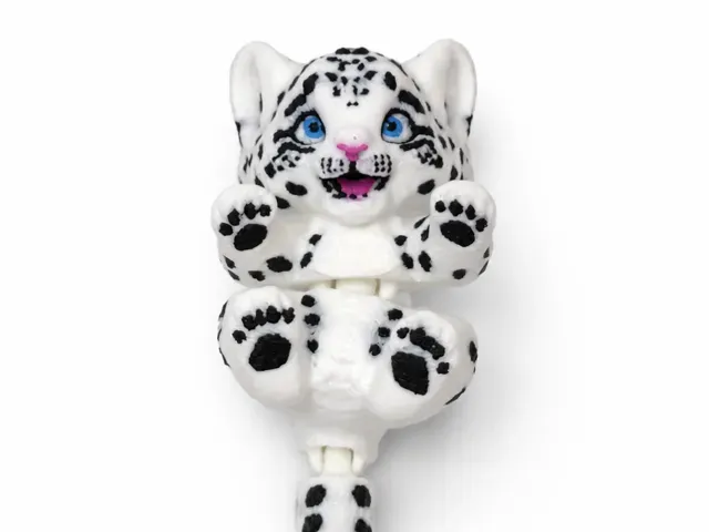Baby snow leopard flexi