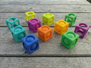 Impossible Passthrough Sphere in Cube / Spin Cube