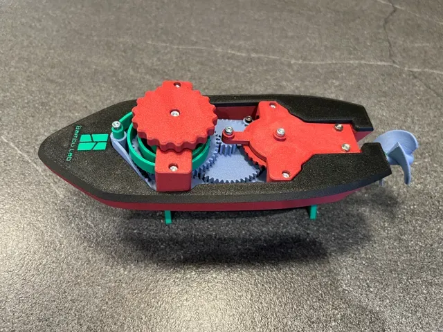 Wind-Up Bathtub Boat - Badewannenboot (Single /Dual Color) — Image 3 of 7