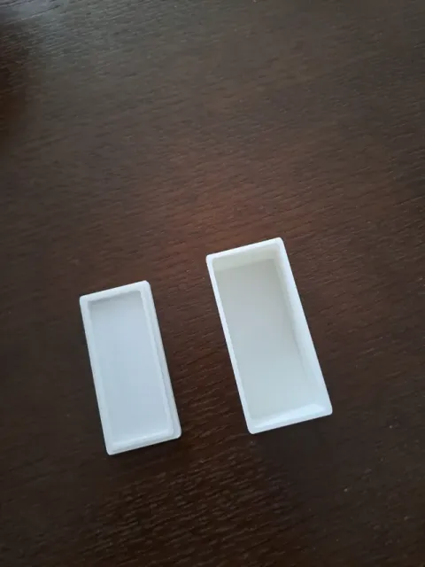 Box with lid — Image 2 of 2