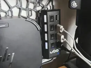 Vertical version 4-port USB hub Ikea Skadis mount