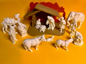 Christmas nativity scene 14 carved figures shelter