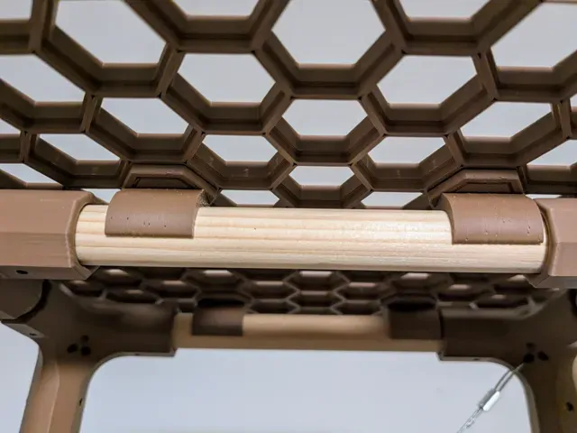 Universal Clip for Rods and Pipes — Image 6 of 7