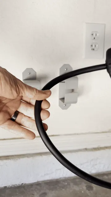 Tesla Mobile Charger V3 Wall/Ceiling Mount System — Image 2 of 6