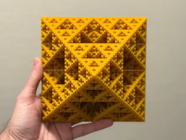 Rhombic Sierpiński Pyramid - Lvl 5 | Vase Mode — Image 5 of 10