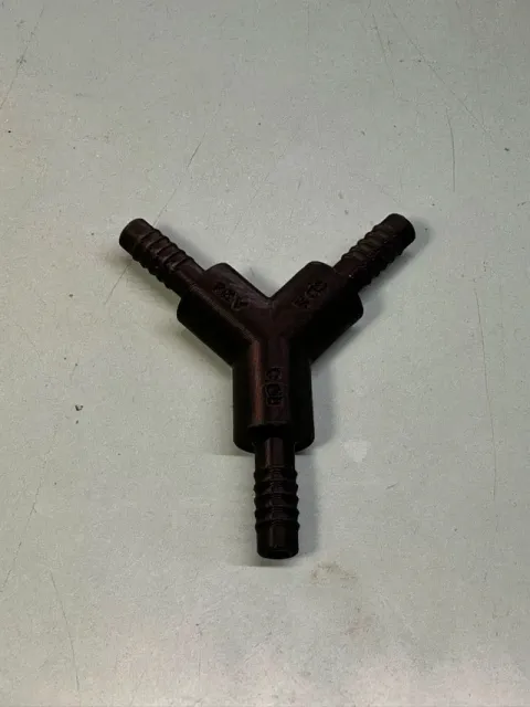Parametric Labeled Barbed Y Hose Connector Inch — Фото 8 из 10