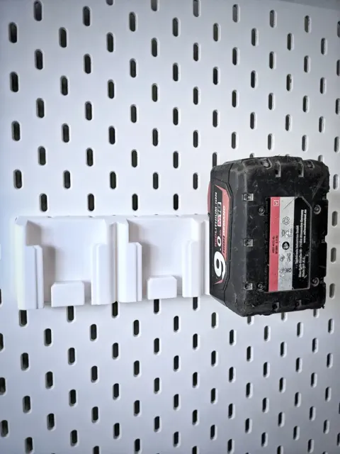 Triple Milwaukee M18 Battery Holder for SKÅDIS — Image 4 of 5