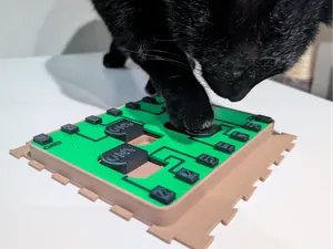 Curious Paws - Circuit Board Treat Puzzle
