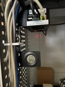 Thermometer / Hygrometer für Rack, thermostat holder, LAN-Schrank
