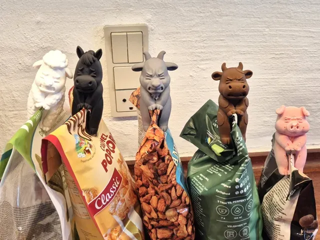 Farm Animal Bag Clip Squad — Image 4 of 10