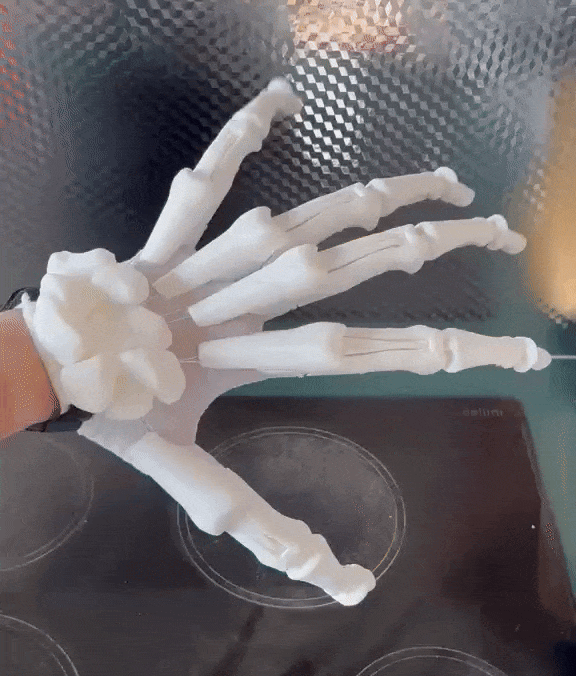 Skeleton Skin for Articulated Hand