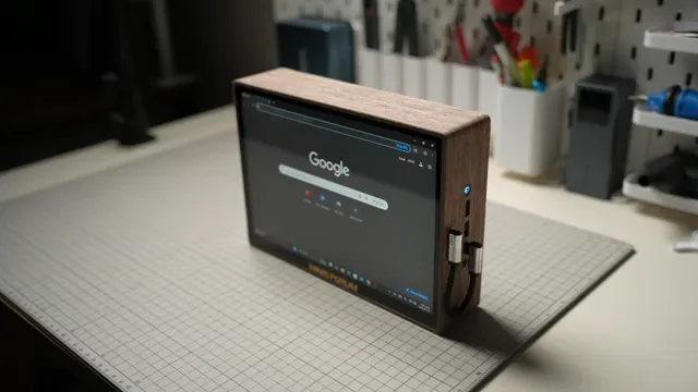 Portable Desktop with Minisforum UM890 Pro — Image 6 of 6