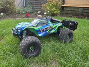 Action Cam Halter TRAXXAS MAXX Insta360 X6 Stick