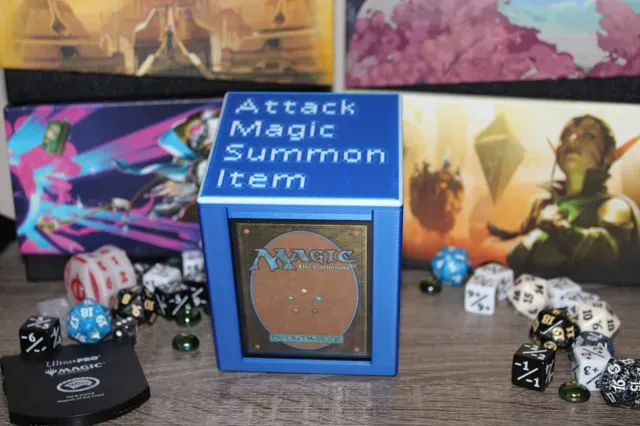 MTG EDH Commander Showcase Deck Box - FF7 Battle — Фото 2 из 4