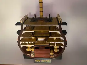 HMS VICTORY CROSS SECTION MODEL