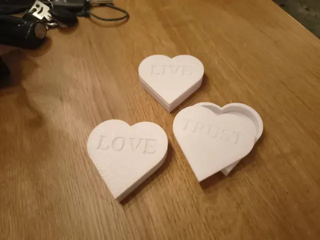 Heart Jewelry Box Trio – Love Trust Live — Фото 3 из 7