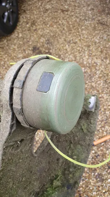 Milwaukee M18 BLLT 18V Line Trimmer Head (part) — Image 13 of 15