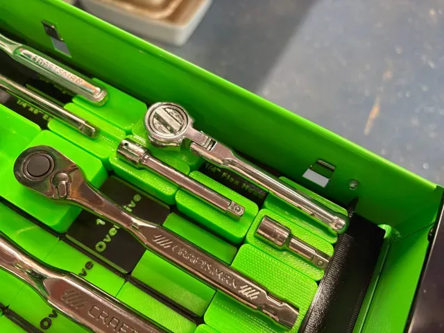 Gridfinity Universal Ratchet Holders with Magnets — Image 2 of 4
