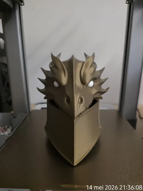 Mythic Dragon Knight Helmet — Image 3 of 8