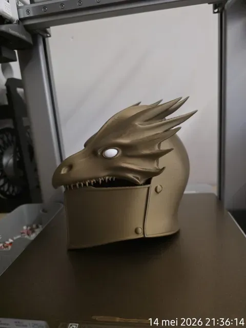 Mythic Dragon Knight Helmet — Image 5 of 8