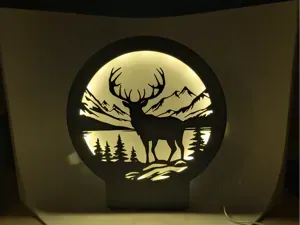 LED Silhouetten Lampe Hirsch in den Bergen