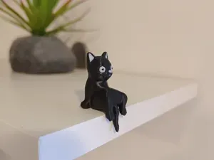 Cat decoration for monitor/shelf