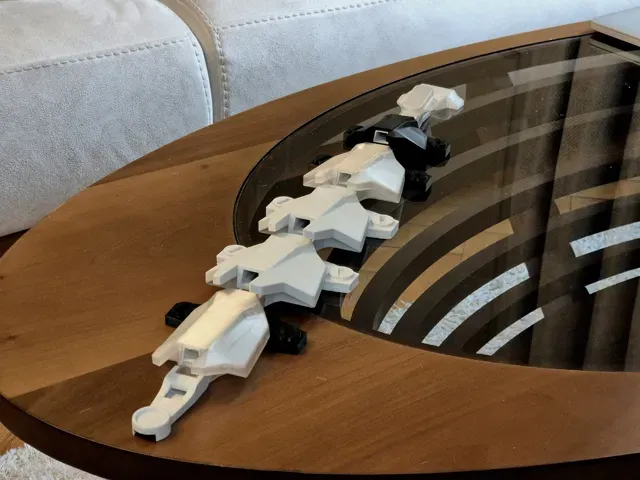 Modular Wearable Sandevistan Cosplay Spine — Image 3 of 10