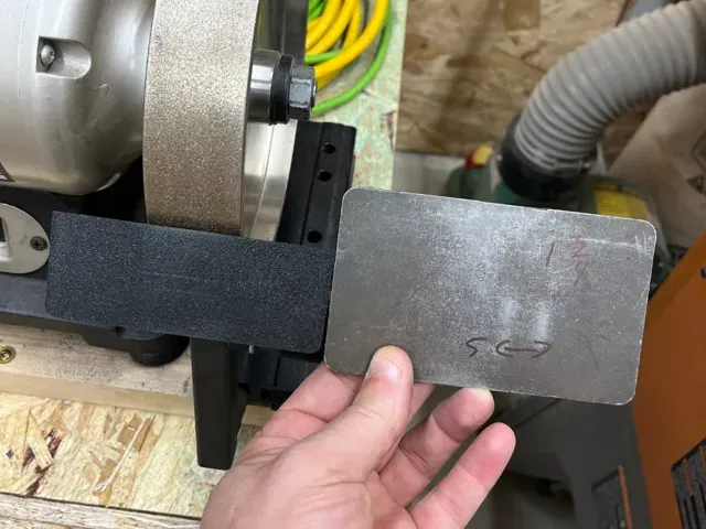 Compact tool rest for Wolverine system