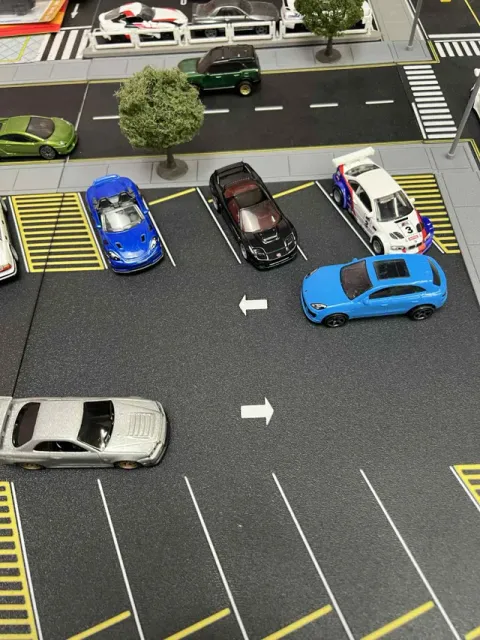 1:64 Diecast EXPANDABLE Angled parking lot - AMS — Фото 7 из 11
