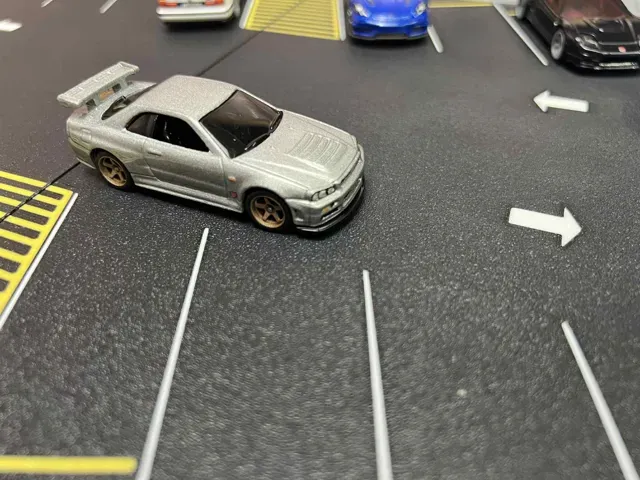1:64 Diecast EXPANDABLE Angled parking lot - AMS — Фото 8 из 11