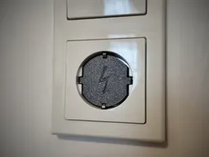 Magnetic Child Safety EU Socket Cover