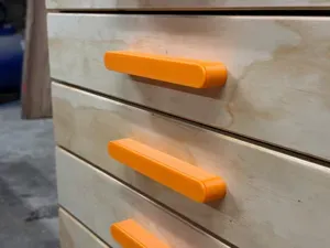 Drawer Handle w/ seperate front plate.