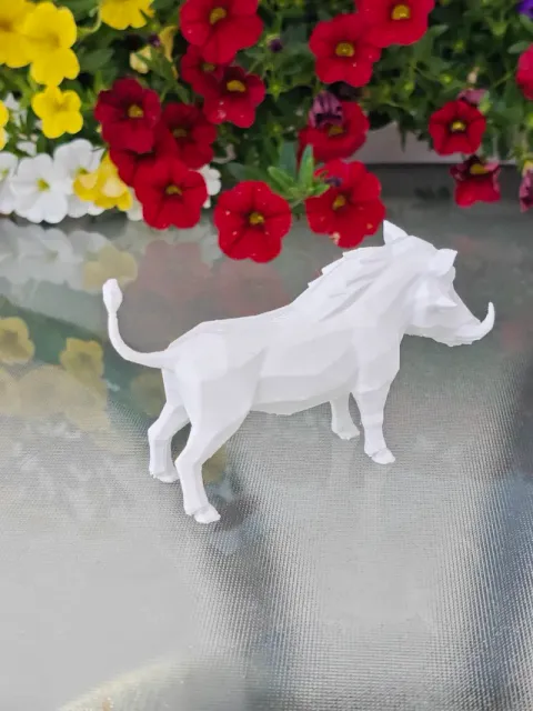 Geometric Low Poly Warthog Figurine — Фото 6 из 9