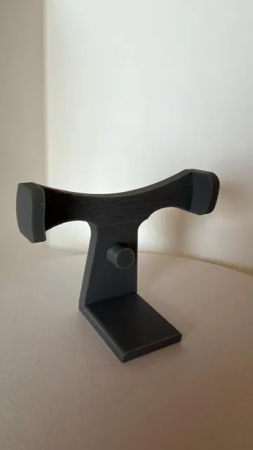 Puck Display Stand I Hockey Puck Holder — Image 4 of 6