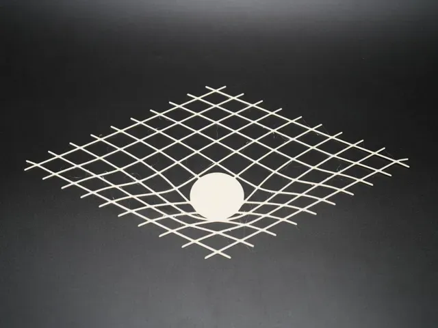 Spacetime Curvature Grid – Gravity Model — Фото 2 из 4