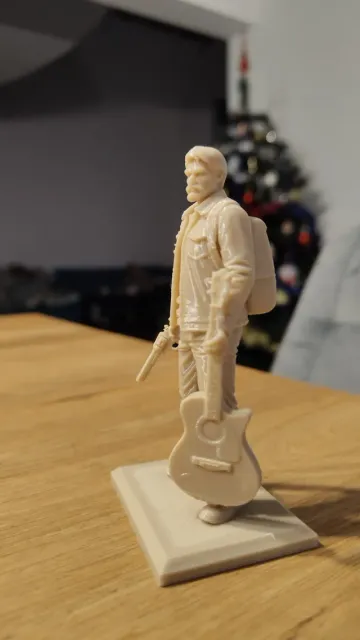 Joel – The Last of Us Survivor Figurine — Image 3 of 6