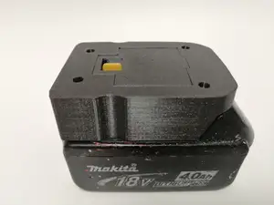 Makita 18v battery adapter holder wall mount