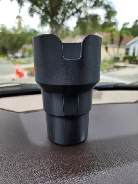 Ram 1500 Large Cupholder with Offset — Фото 2 из 4