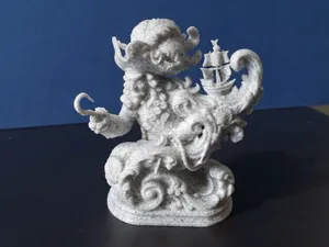 The Pirate Captain – Detailed Bust Miniature Ship