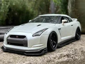 Kit Estetico Nissan Skyline R35 1\18