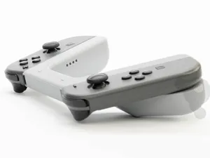Ergonomic Joy-Con Grip – No Supports Needed! 