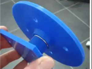 Rotating base for painting