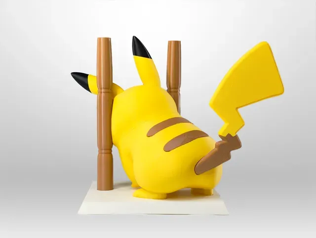 【No AMS】Pokémon30th‑AnniversaryPikachuCard(宝可梦皮卡丘) — Image 3 of 4